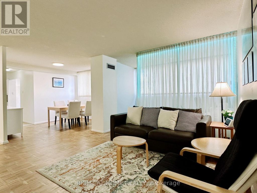 701 - 3700 Kaneff Crescent, Mississauga (mississauga Valleys)