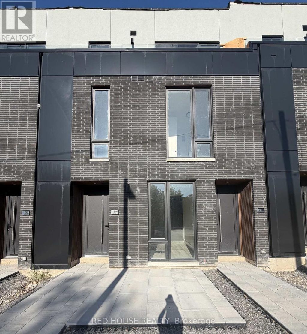 210 Ellis Avenue, St. Catharines (oakdale)