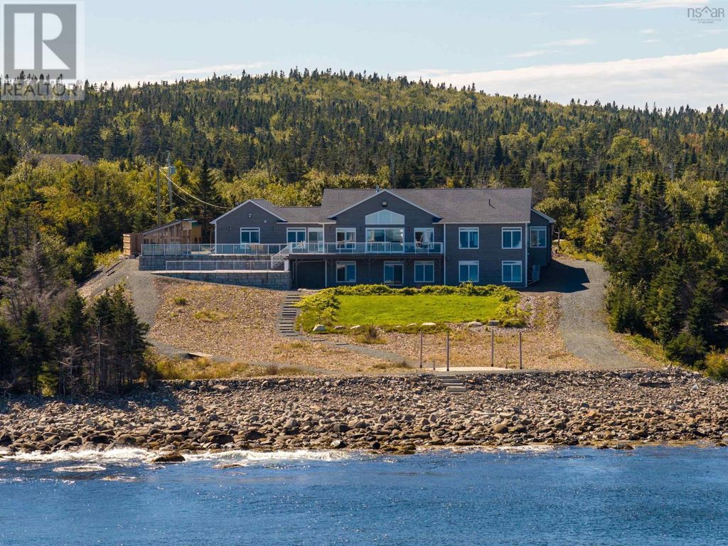 458 Ketch Harbour Road, Bear Cove