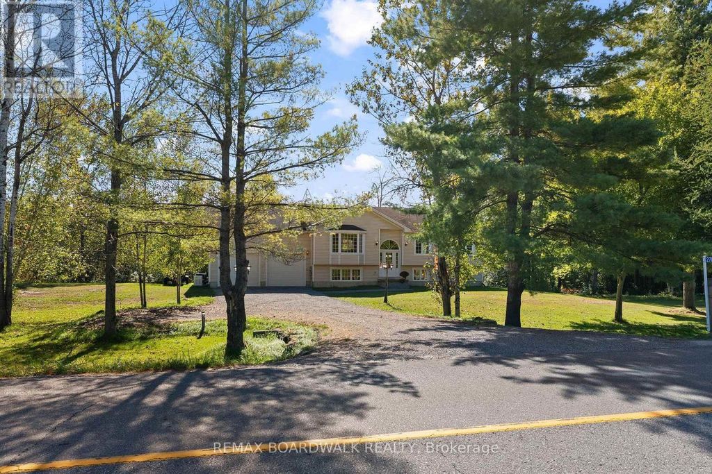 2711 Glen Smail Road, Edwardsburgh/cardinal