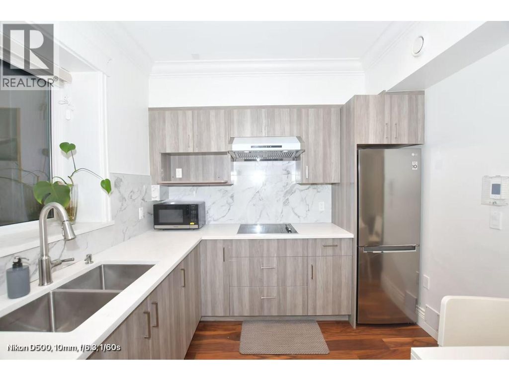 1151 W 21st Street, North Vancouver