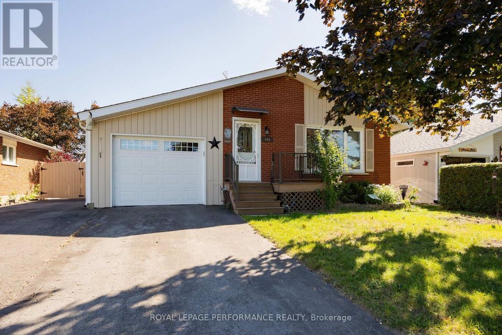 104 Kincardine Street W, North Glengarry