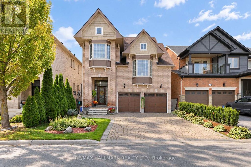 16 Braehead Drive, Richmond Hill (jefferson)
