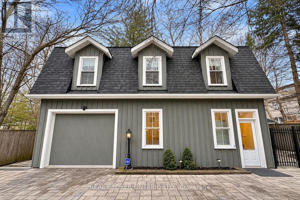 Coach House - 361 Main Street N, Markham (old Markham Village)
