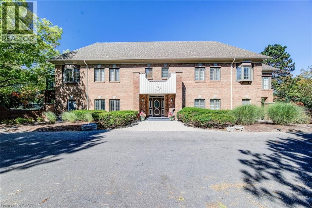 45 Blue Springs Drive Unit# 32, Waterloo