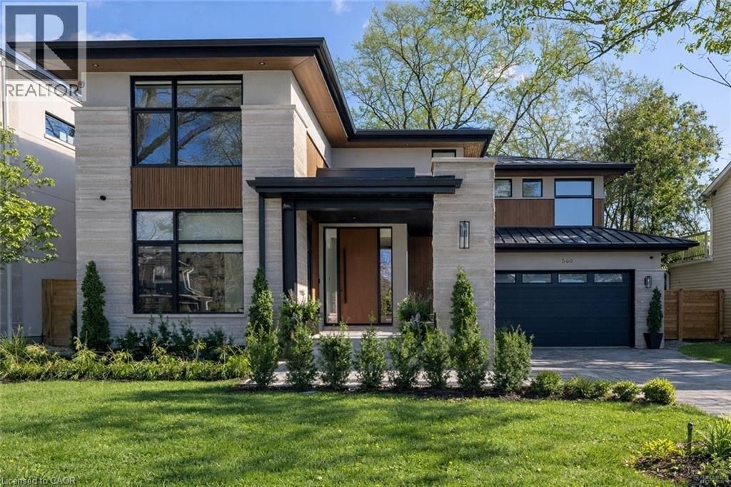 540 Patricia Drive, Oakville