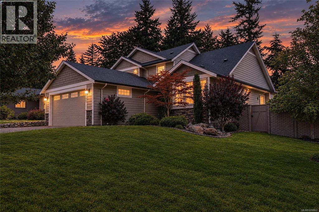 2763 Fife Pl, Courtenay