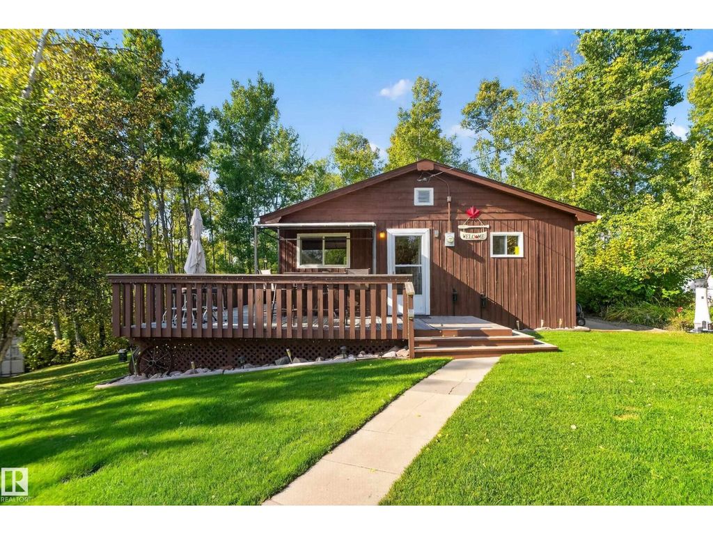 9 Horseshoe Cr, Rural Lac Ste. Anne County