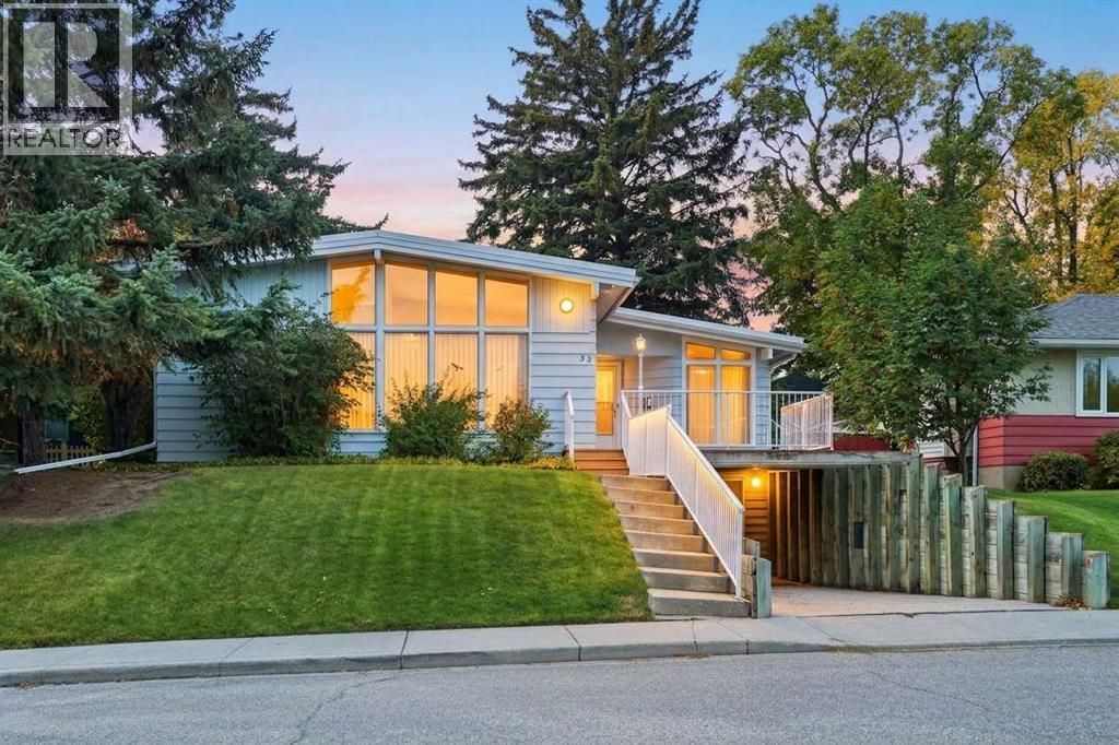 35 Cornwallis Drive Nw, Calgary