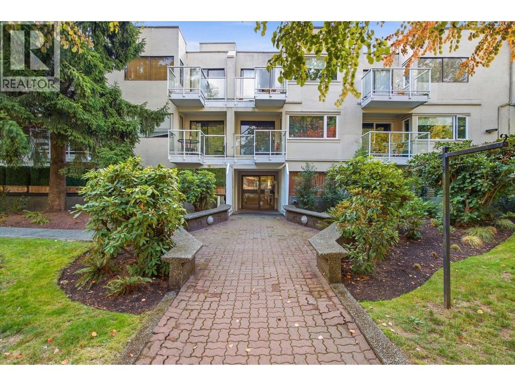 107 830 E 7th Avenue, Vancouver