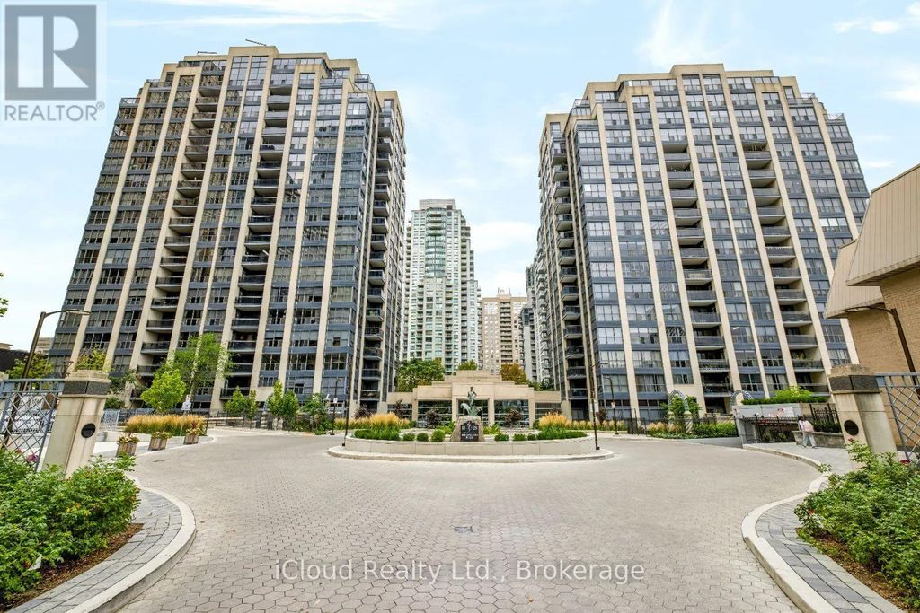 800 - 18 Hollywood Avenue, Toronto (willowdale East)