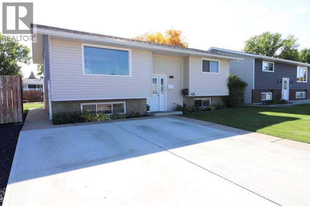 327 19 Street Ne, Medicine Hat