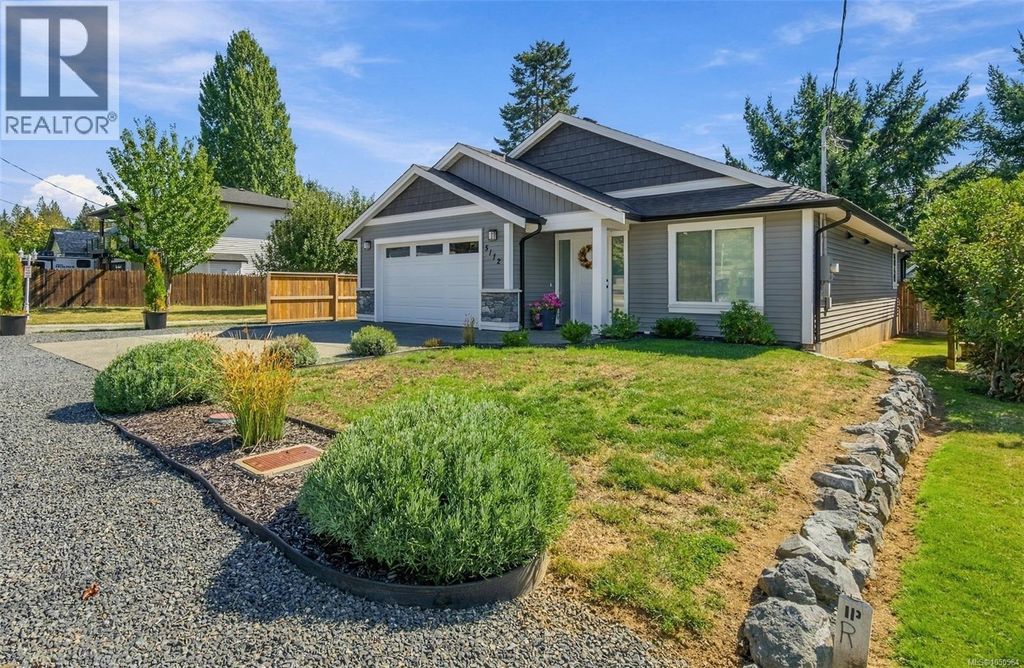 5112 Compton Rd, Port Alberni