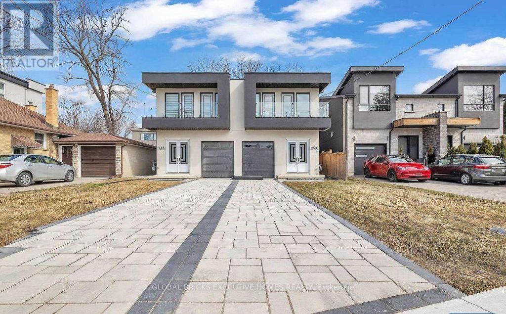 25a Pine Avenue N, Mississauga (port Credit)