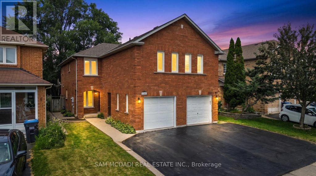 3847 Densbury Drive, Mississauga (lisgar)