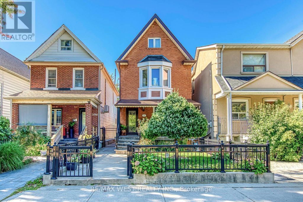 396 Bartlett Avenue N, Toronto (dovercourt-Wallace Emerson-Junction)