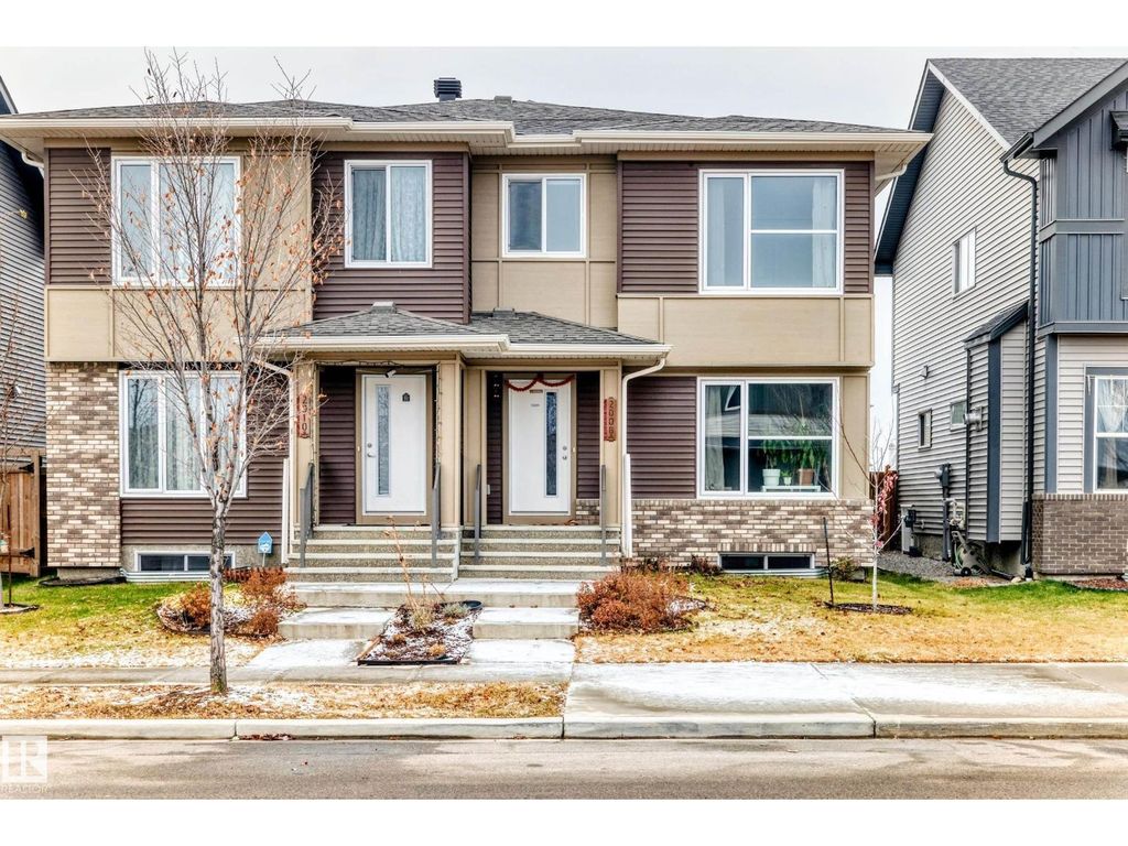 2008 Cavanagh Dr Sw, Edmonton