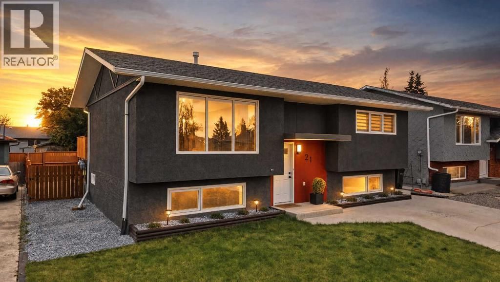 21 Parkland Drive, Sylvan Lake