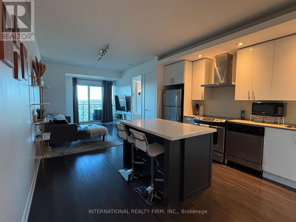 2923 - 165 Legion Road N, Toronto (mimico)