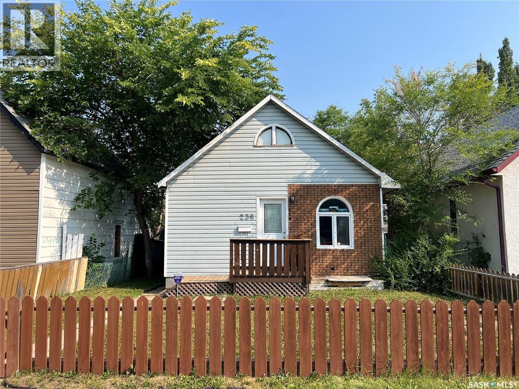 236 9th Street E, Prince Albert
