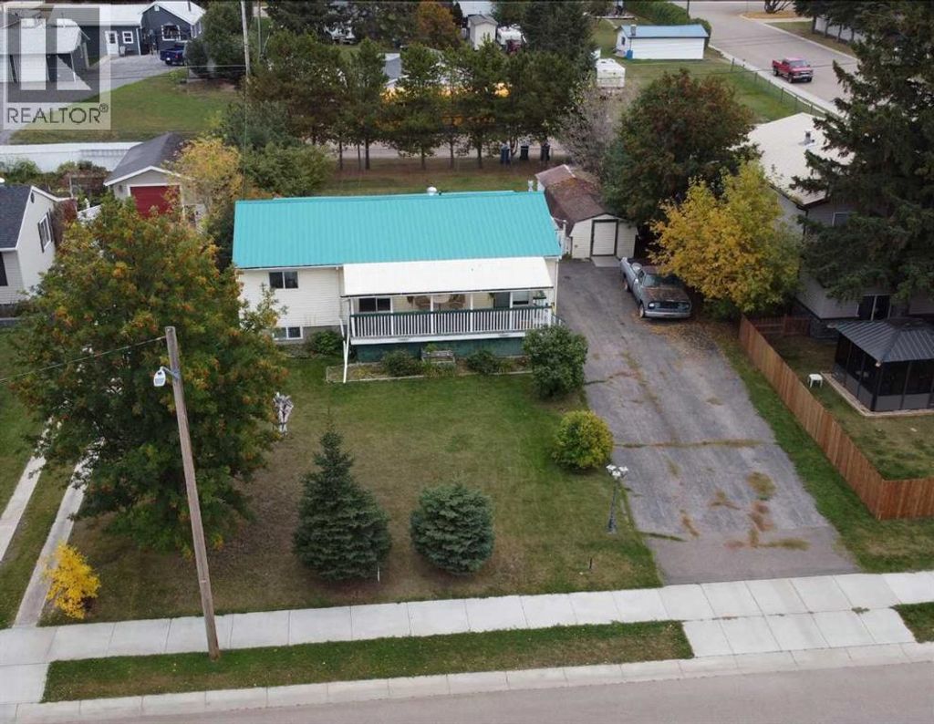 4108 49a Avenue, Innisfail
