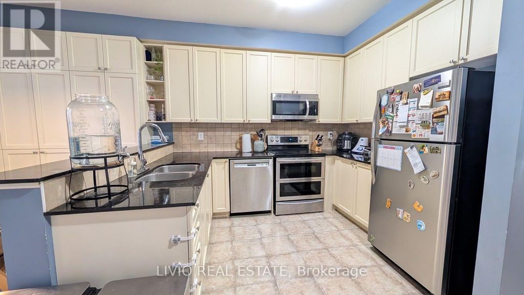 157 Cedar Lake Crescent, Brampton (bram West)