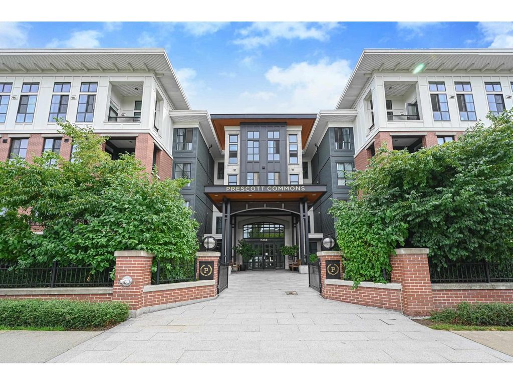 400 15138 34 Avenue, Surrey