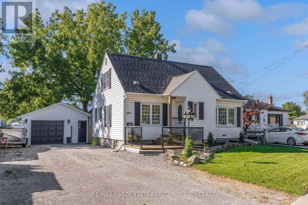 4 Manor Road, St. Catharines (vine/linwell)