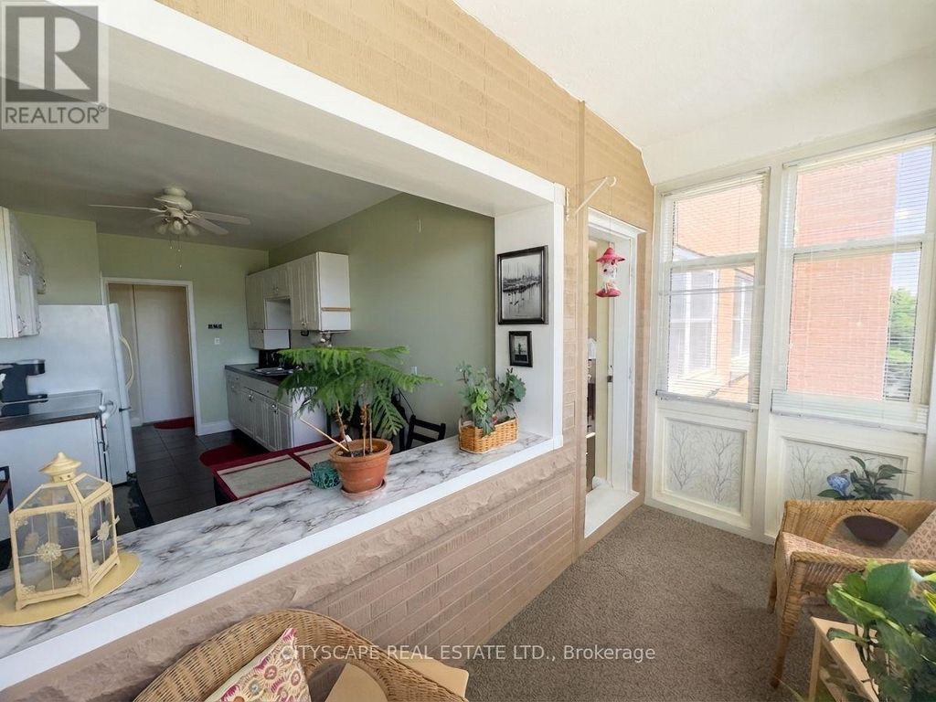 25 - 824 Brant Street, Burlington (brant)