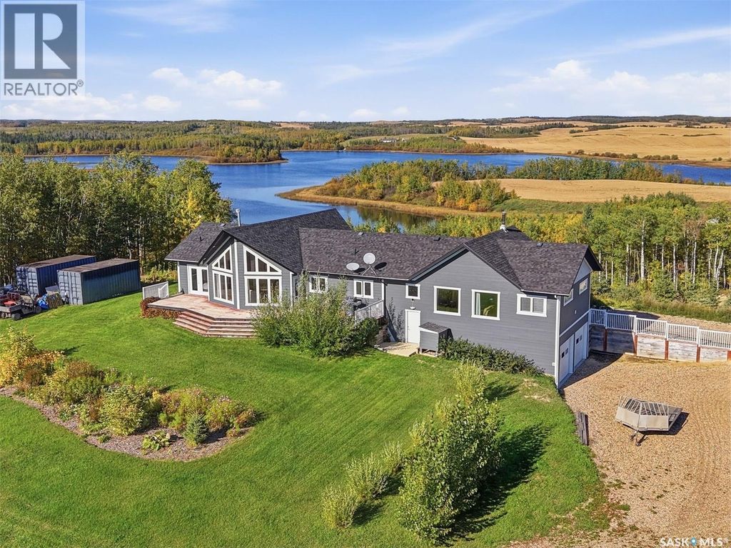 Thickwood Vista Ridge, D'amour Lake