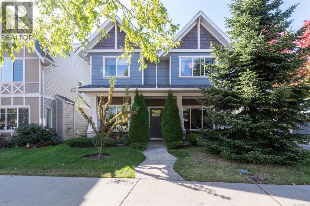 3504 Sparrowhawk Ave, Colwood
