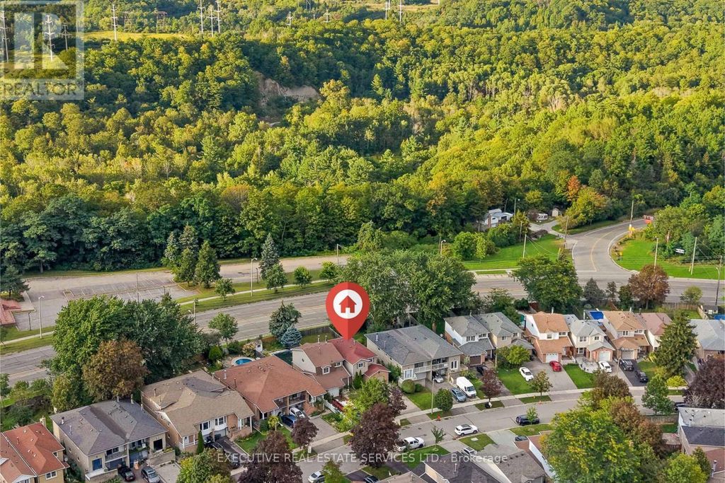 76 Lionhead Trail, Toronto (rouge)