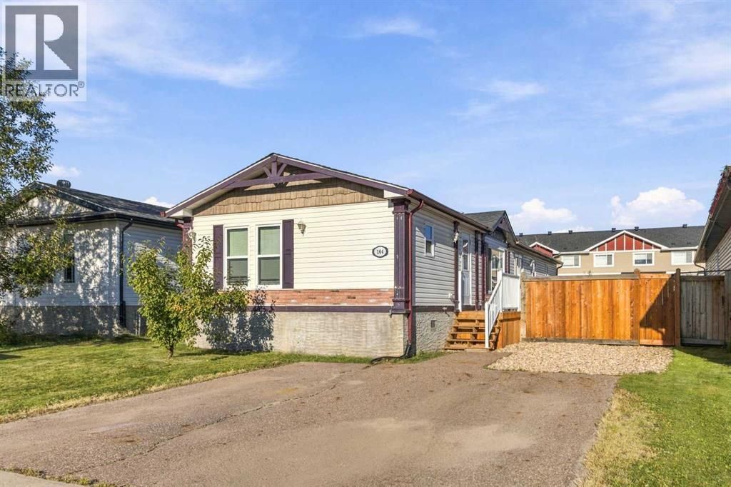 104 Cedar Street, Fort Mcmurray