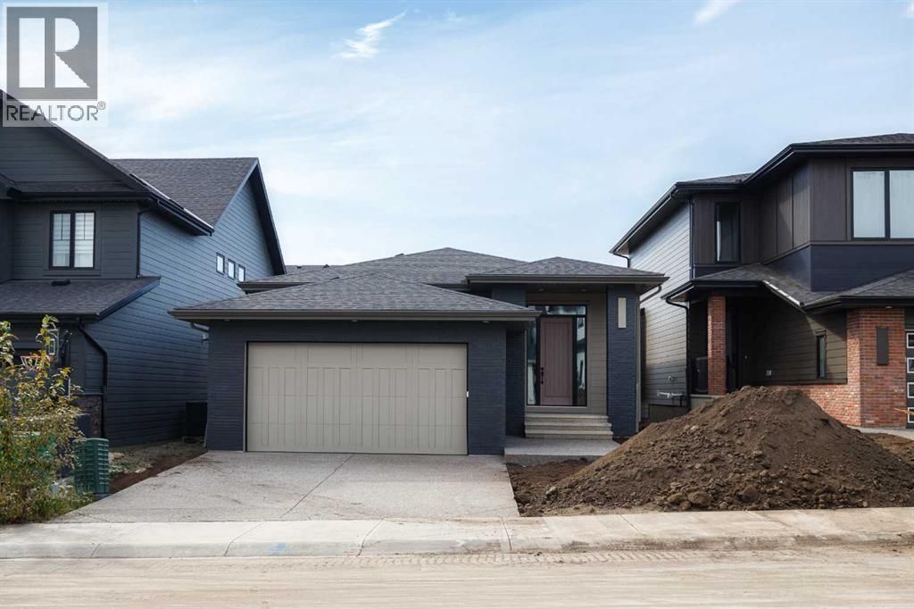 145 Creekstone Hill Sw, Calgary