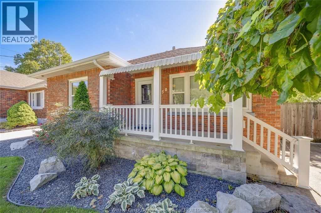 150 Prince Arthur Avenue, Chatham