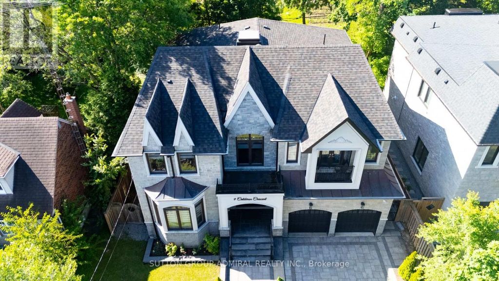 9 Calderon Crescent, Toronto (newtonbrook West)