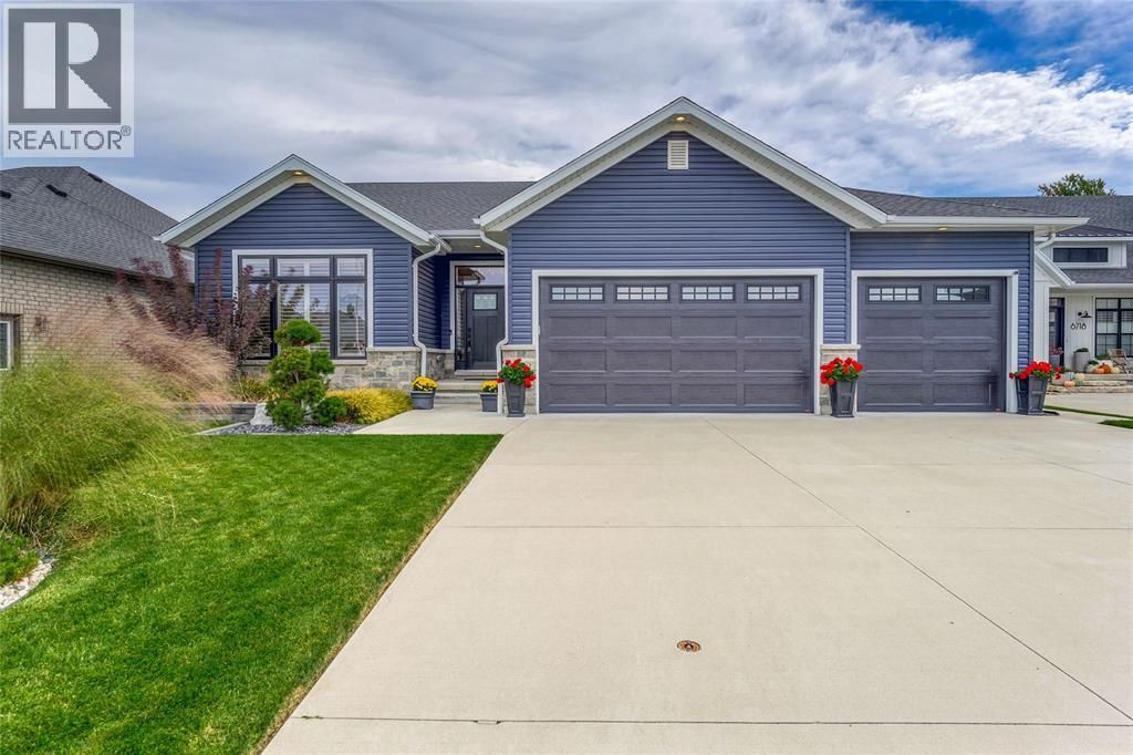 6720 Lincolnshire Court, Plympton-Wyoming
