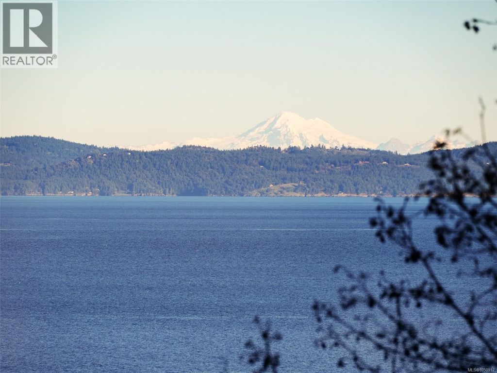 4553 Cordova Bay Rd, Saanich