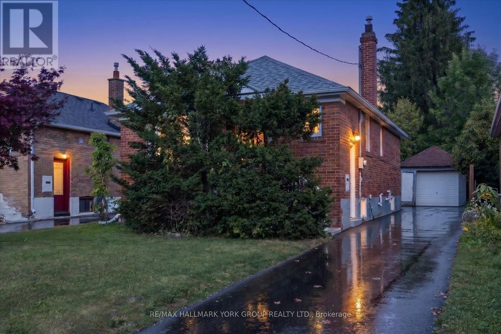 45 Seventeenth Street, Toronto (new Toronto)