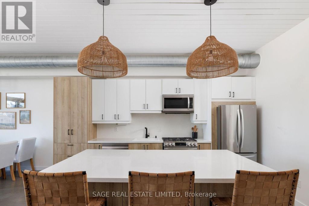 401 - 747 Queen Street E, Toronto (south Riverdale)