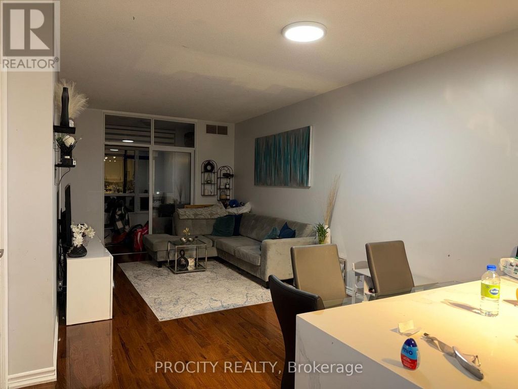 203 - 9235 Jane Street, Vaughan (maple)