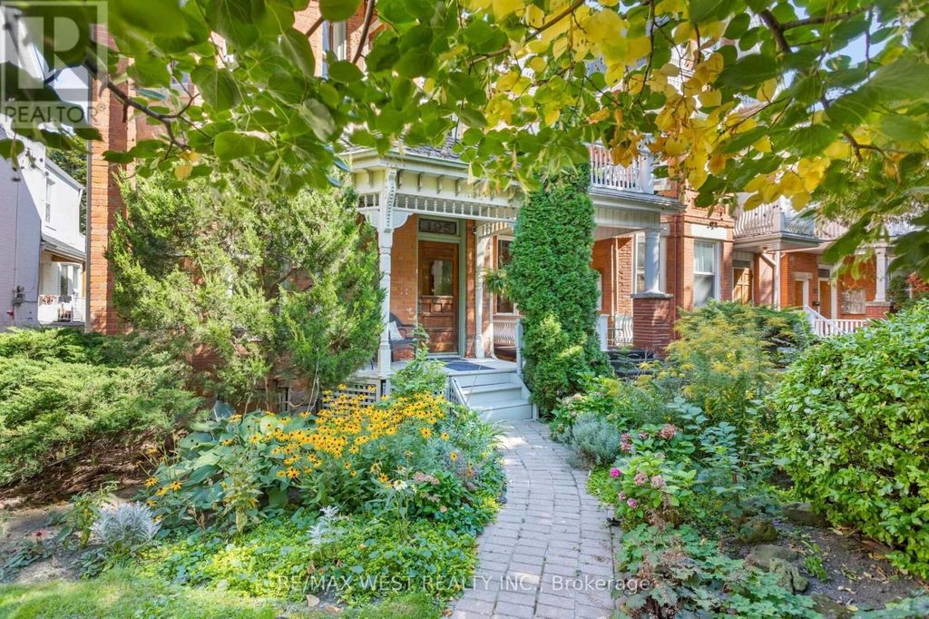 195 Dunn Avenue, Toronto (south Parkdale)