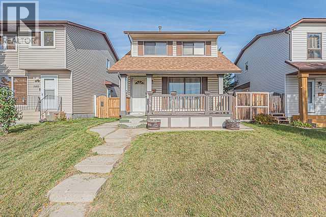 136 Castleridge Drive Ne, Calgary