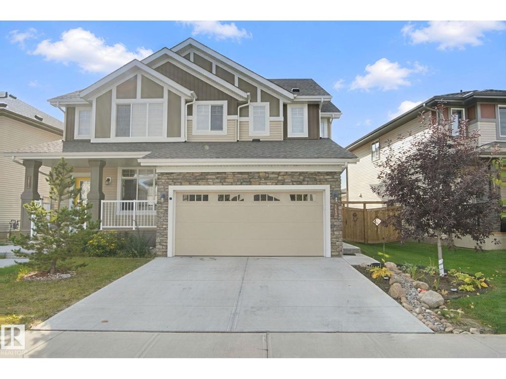 153 Cavanagh Cm Sw, Edmonton