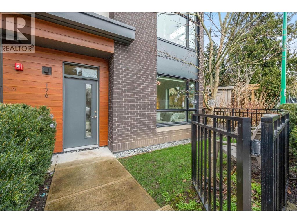 176 2035 Glenaire Drive, North Vancouver