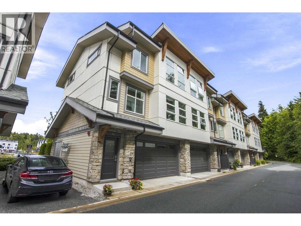 19 39548 Loggers Lane, Squamish