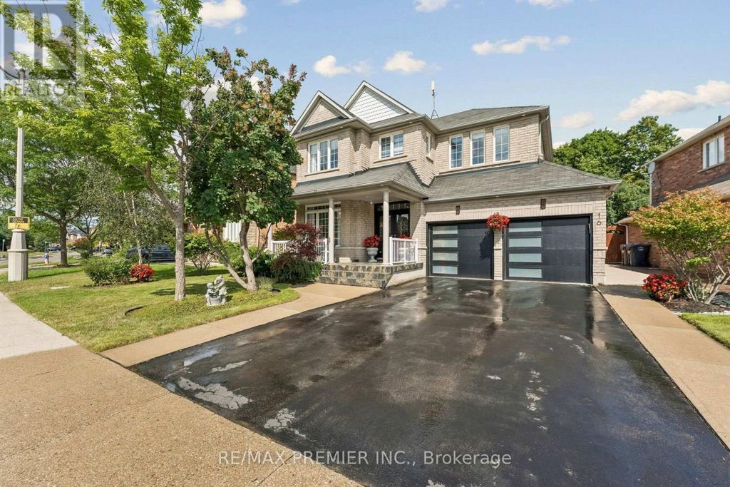 16 Rockstep Court, Brampton (sandringham-Wellington)