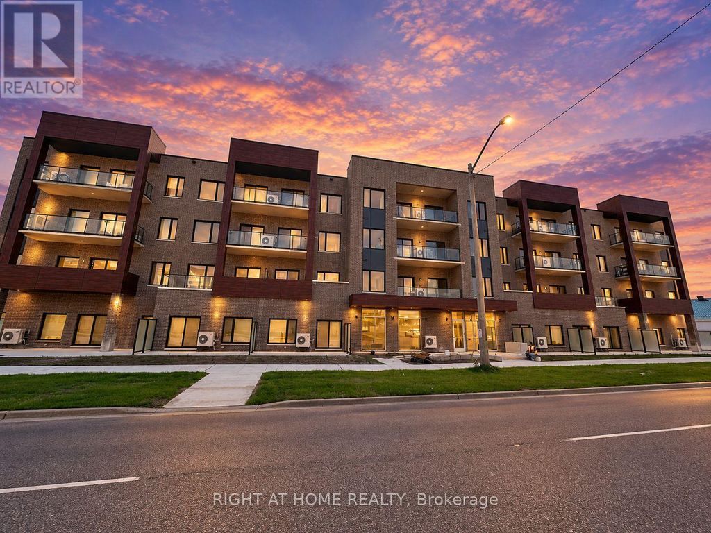201 - 408 Dundas Street S, Cambridge