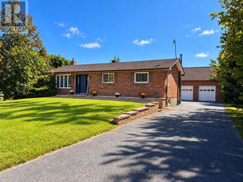 16714 Myers Road, South Stormont