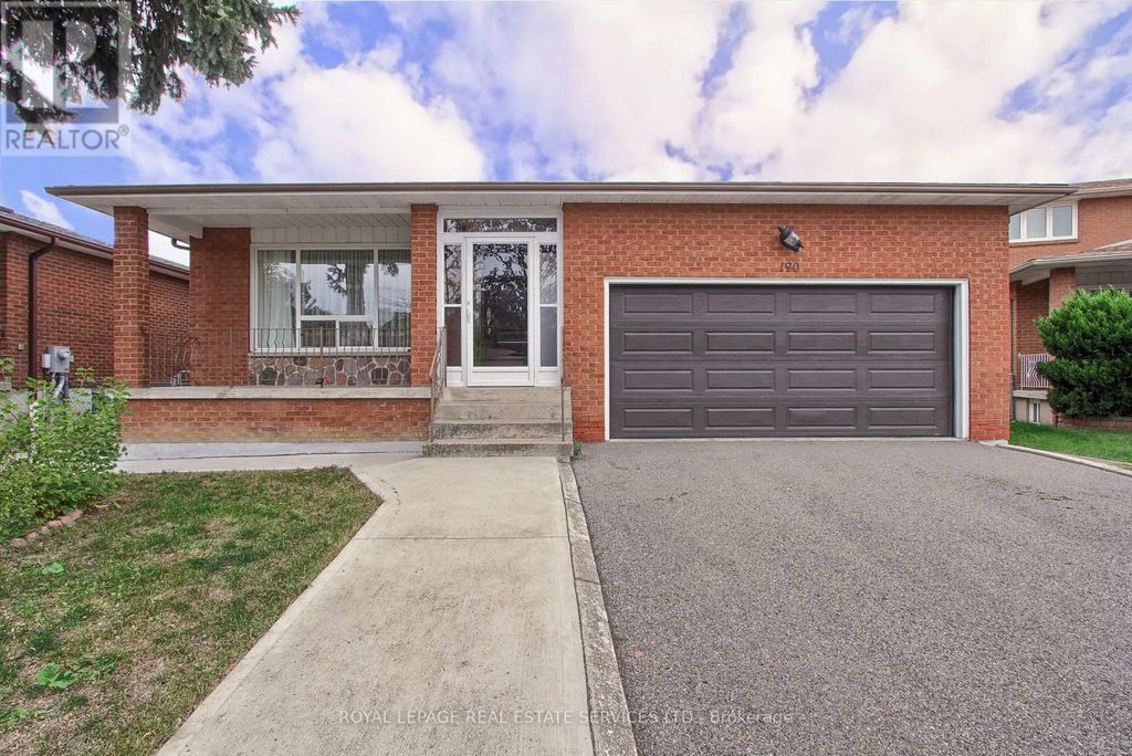 190 Benjamin Boake Trail, Toronto (york University Heights)